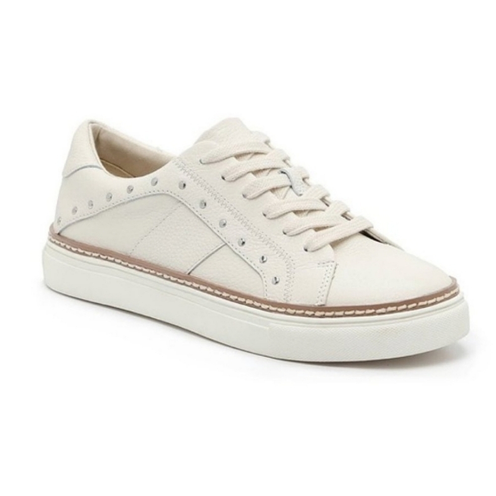 Crown Vintage Kalinda Pebbled‎ Leather Sneaker